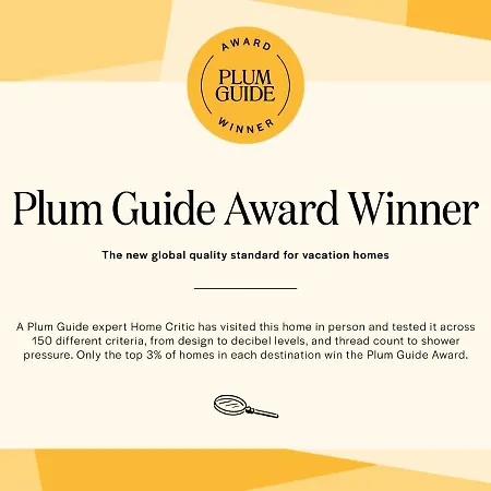 Plum Guide - Polivalente * Lisbon
